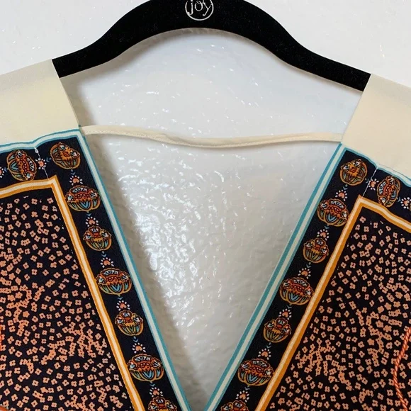 Rose + Olive Tunic Top 1X Floral Print V-Neck Blouse Dolman Sleeve Boho Flowy - Picture 2 of 16